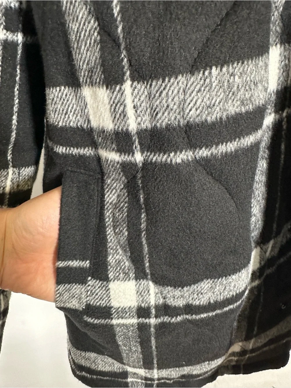 MAISON ARTICLE Quilted Plaid Overshirt - Black & White, NWT, Large